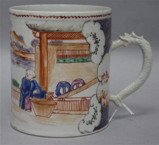 A Chinese large famille rose mug, Qianlong period, height 14.5cm